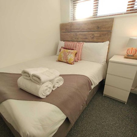 2 Ensuites, Garden, Smart Tv'S In All Rooms! Swansea Eksteriør billede