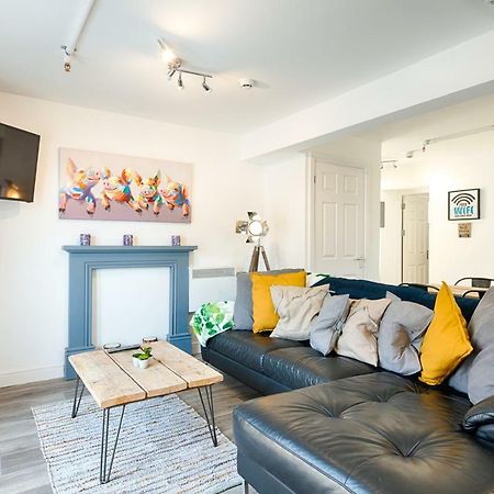 2 Ensuites, Garden, Smart Tv'S In All Rooms! Swansea Eksteriør billede