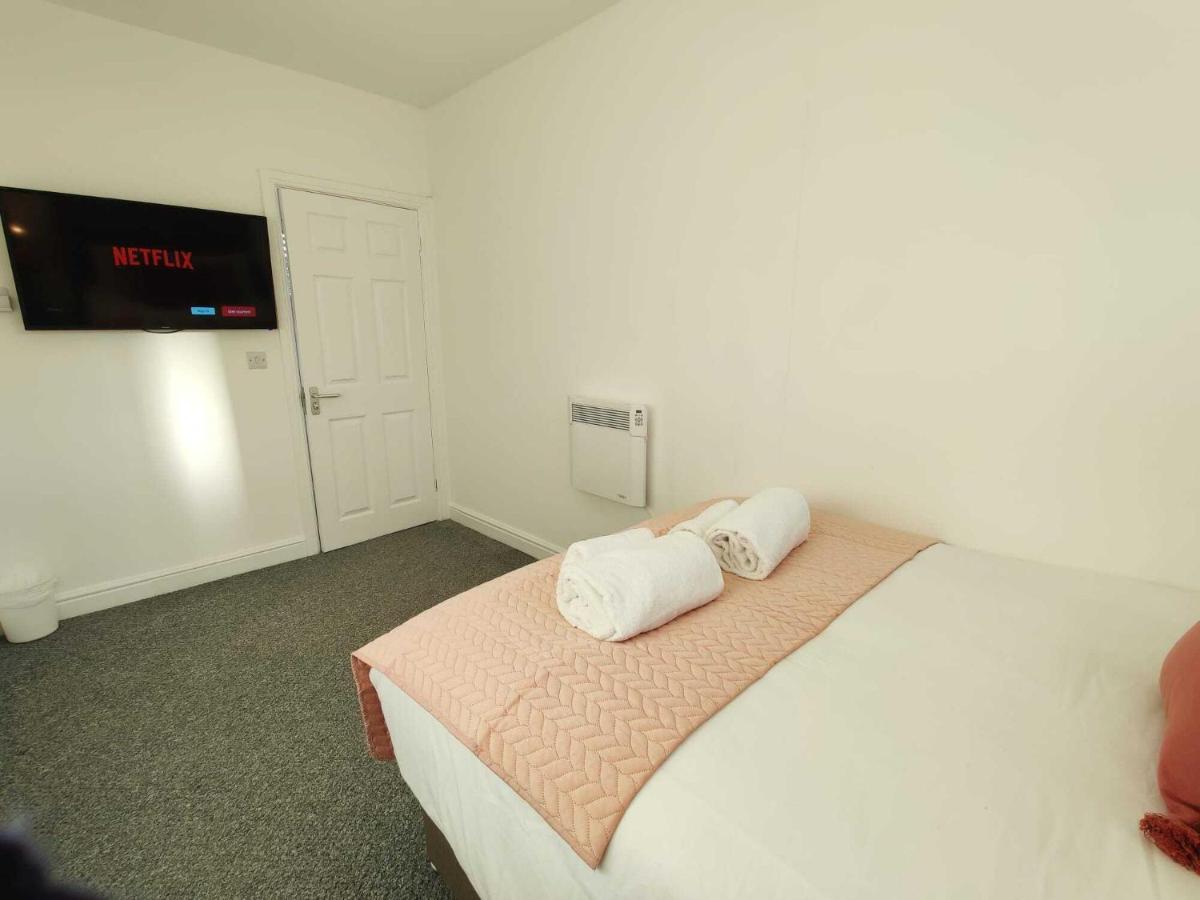 2 Ensuites, Garden, Smart Tv'S In All Rooms! Swansea Eksteriør billede