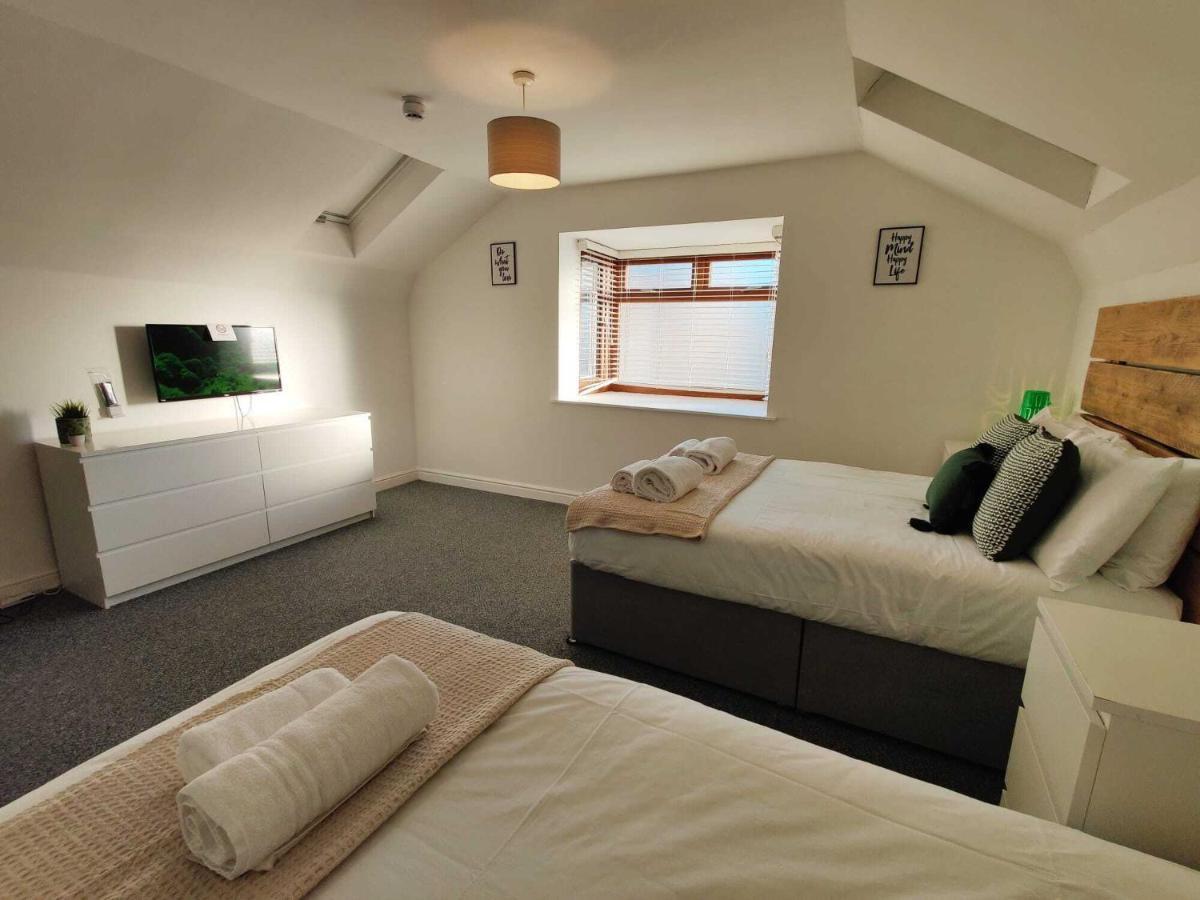 2 Ensuites, Garden, Smart Tv'S In All Rooms! Swansea Eksteriør billede